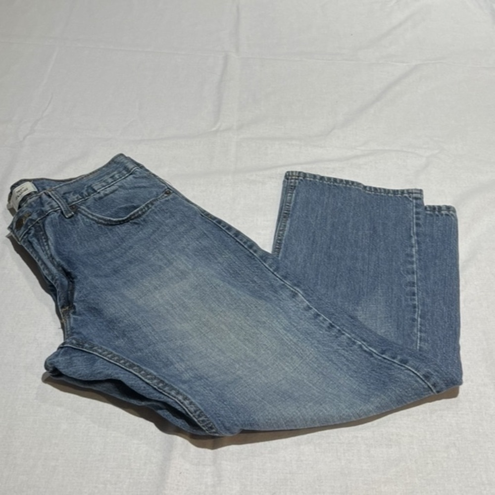 33/28 (Husky 14) Levi’s 504 jeans